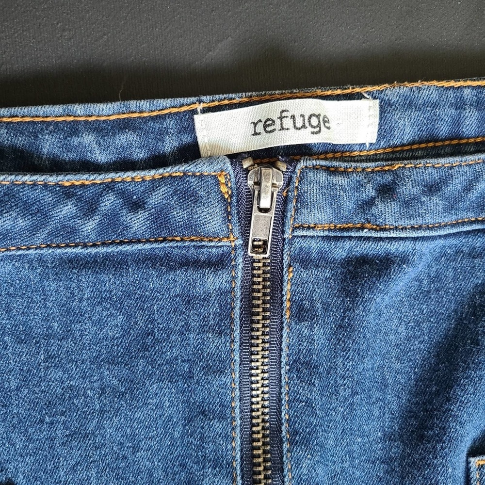 REFUGE | DENIM SKIRT - Picture 3 of 11